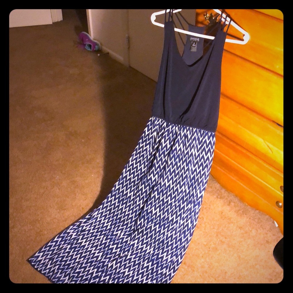 Long patterned summer dress, women size 12